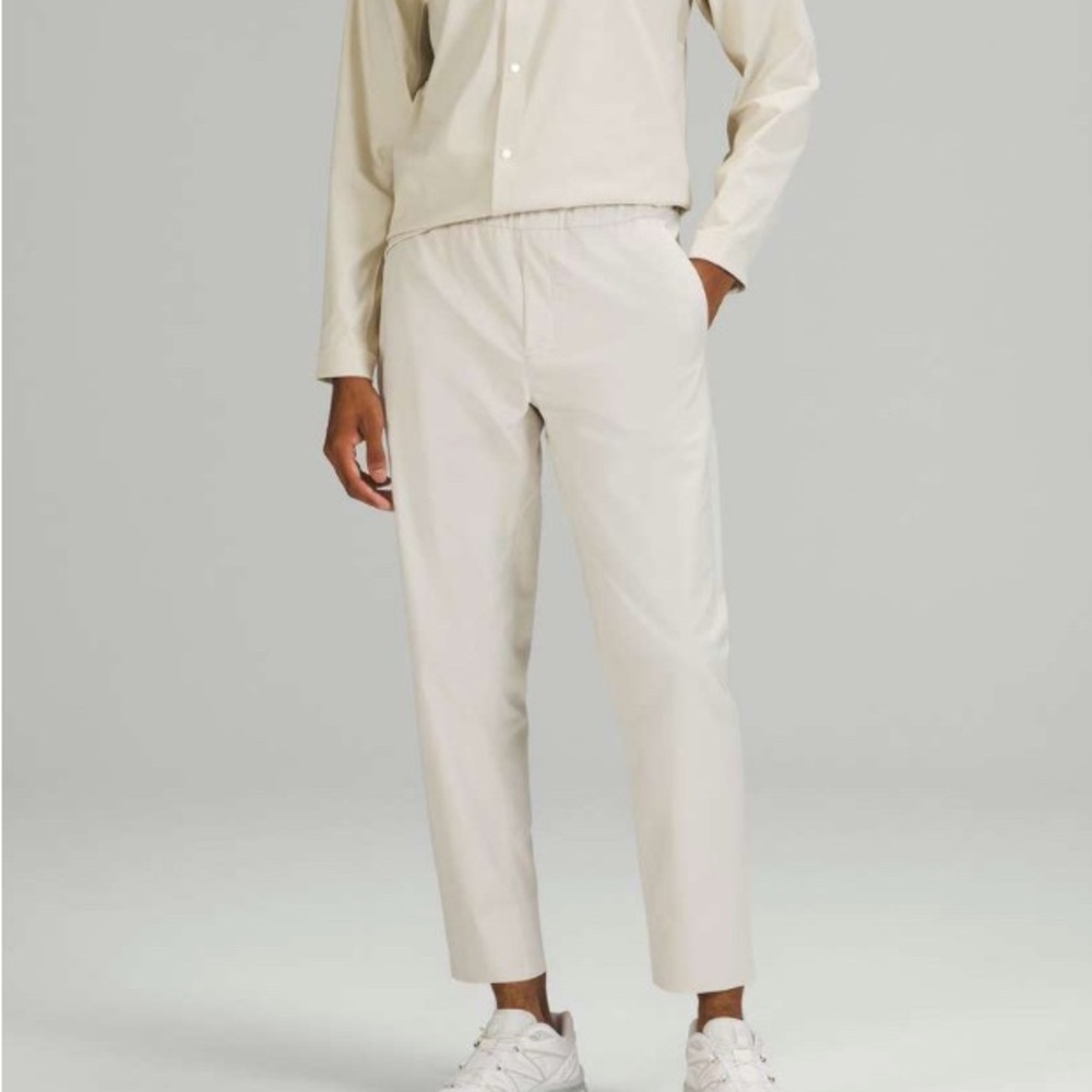 Lululemon Men's Cream Pants